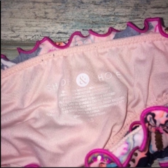 Shade & Shore Bikini Bottoms - Picture 4 of 4